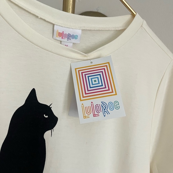 LuLaRoe cat lover Cream Tee with Black Cat Design graphic tee M - Picture 2 of 8